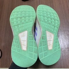 adidas 19cm スニーカーの画像