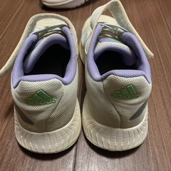 adidas 19cm スニーカーの画像
