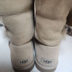 大きいサイズ UGG アグ ムートンブーツ 訳ありの画像