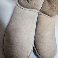 大きいサイズ UGG アグ ムートンブーツ 訳ありの画像
