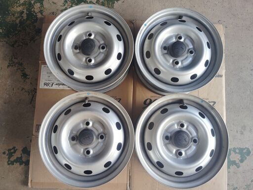１２インチ　【中古】スチールホイール　４本　★　DAIHATSU　純正