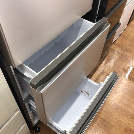 「安心の6ヶ月保証付。【HITACHI 3ドア冷蔵庫　2020年製　375L】取りに来れる方限定。」 