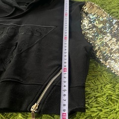 GUESS スパンコール　パーカー　XSの画像