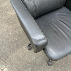 karimoku 家具　カリモク アームチェ椅子 イス キャスター付き　 の画像