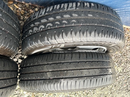 １８５／６５Ｒ１５　日産純正ホイールとタイヤ４本セット