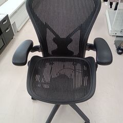 ★ジモティ割あり★ Harman Miller アーロンチェアB...