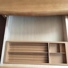 学習机用②脇机 三段(キャスター付) の画像