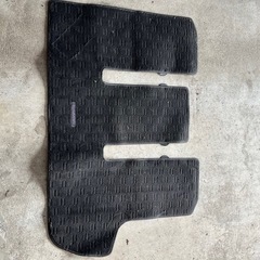 e51 エルグランド　ラゲッジマット　　　　　　