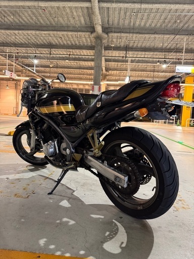Kawasaki バリオス1型