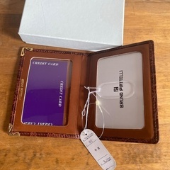 新品レザー　カードケース