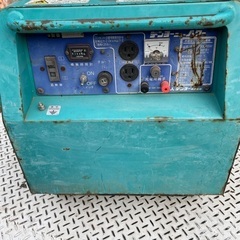 デンヨー発電機防音型の画像