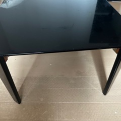 IKEA ローテーブルの画像