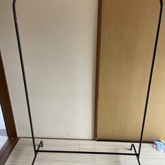 洋服掛け