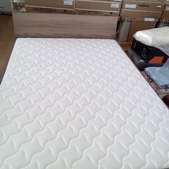★ジモティ割あり★  大川家具 三環ジャパン ダブルベッドセット フレーム新品参考価格42,800円 マットレス新品参考価格34,900円 H79×D208×W141 クリーニング済み TK5195の画像