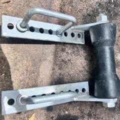 ジェット！ボートトレーラー下のローラー新品
の画像