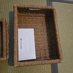 編みカゴの画像