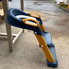 【美品】ステップ付き便座　幼児用　トイレ　子供用　折りたたみ　踏み台の画像