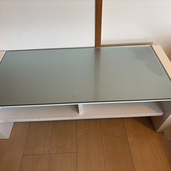 ガラス天板ローテーブルの画像