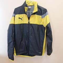 PUMA　ウィンドブレーカー