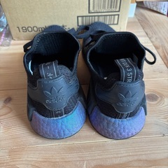 adidas スニーカー　23.5 FV3645の画像