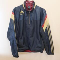 adidas　ウィンドブレーカー