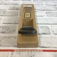 W097 保管品 鉋/かんな 東守一 58m/m 大工道具 宮大工 ハンドツール 現状品の画像