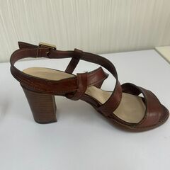 DIANA ダイアナ 黒エナメル ブラック パンプスチャンキーヒール 23cm　S_167の画像