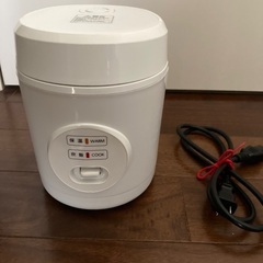 山善 YAMAZEN 炊飯器 1.5合炊き ミニ ライスクッカー YJE-M150　ホワイト　23年製