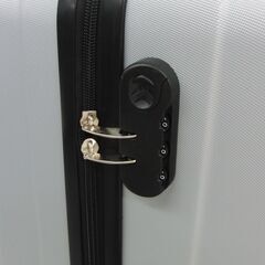 未使用 超軽量キャリーケース 28インチ 95L  シルバー MCR-001 ハードケース キャリーケース スーツケース 旅行かばん キャスター付き 札幌 手稲の画像
