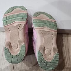 アリエル　ピンク　靴　16cmの画像