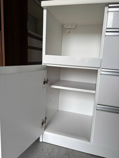 国産 山清工業 キッチンカウンター、キッチンボード、幅119cm Used 国産 山清工業 キッチンカウンター、キッチンボード、幅119cm