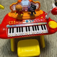 アンパンマン　ピアノ