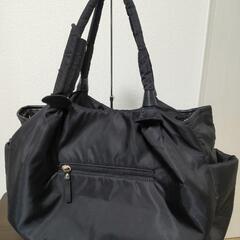 【美品】D'colle マザーズバッグ 黒色 おむつ替えシート内蔵の画像