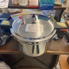 K2505-241 パールステンレス製 3層底 圧力鍋 6ℓ キ...
