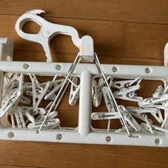 折りたたみ式 物干しハンガーの画像