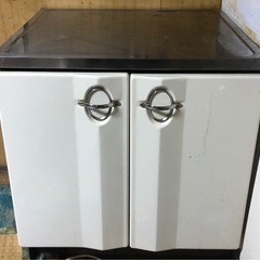 キッチン　コンロ台
