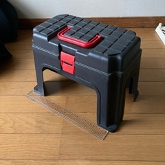 踏み台兼工具箱 耐荷重100kg　