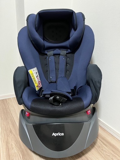 Aprica チャイルドシート ネイビー ISOFIX （引き取りも可能）Aprica
