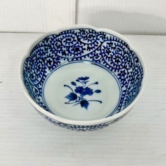 直接引き取り5%OFF　ブランド食器 まとめて合計7個セット 陶器 和食器 取り皿 深皿 染付 中鉢 一般家庭用品 店舗用品 厨房小物 中古 5011141の画像