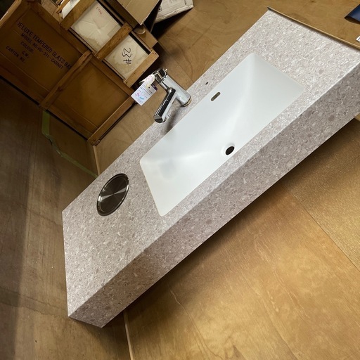 【新品】アイカ 壁付け洗面台 KMB5AGW-1VT