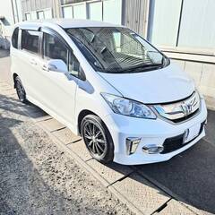 フリード　ハイブリッド　ジャストセレクション  車検令和 8年11月
