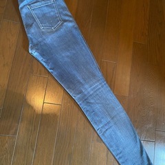 UNIQLOデニムジーンズジーパンストレッチスキニージャージスウェットパンツS テーパードスリムジーパンボトムスインディゴ部屋着レギンスの画像