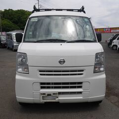 (6454) 33万　H.26(2014)年　日産 NV100クリッパー 　AT　4WD　白　走行135,135KMの画像