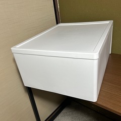 収納ケース ホワイトの画像