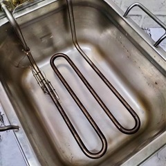 直接引き取り5%OFF　タニコー 電気フライヤー 100V50/60Hz 油量4〜8L 幅260×奥行き410×高さ320mm 卓上タイプ 業務用 厨房機器 飲食店 中古 412118の画像