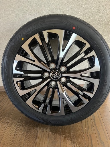 ヤリスクロス　新車外し　タイヤ&ホイール4本セット