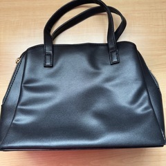 フォーマルバックの画像