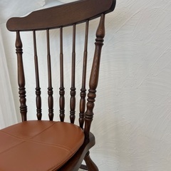 アンティーク調　チェアの画像