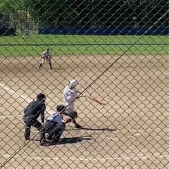 草野球を1年～3年程参加させてくれるチームを探しています