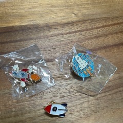 ⭕️新品　ピンバッジ　3点セット　